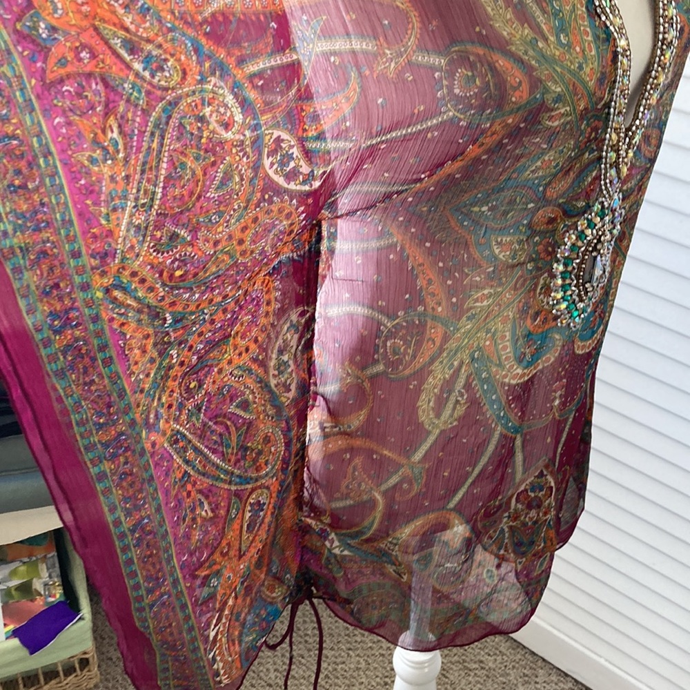 Cover-up - Picture 4 of 6